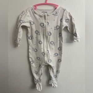 Petit lem pajamas lion print unisex 9 months